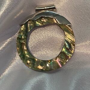 NEW Large round abalone shell 925 Sterling pendant